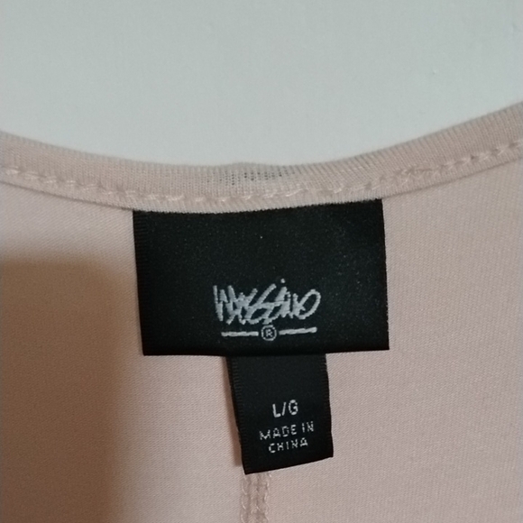 Pink Scoop Neck Asymmetrical Tank Top - Picture 2 of 9